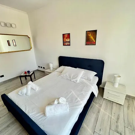 Incredibile Fronte Mole トリノ